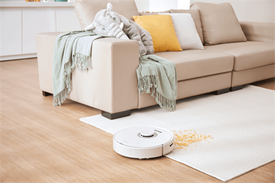 Roborock Q400RR Робот-пылесос Roborock Robot Vacuum Q7+ White с зарядным устройством с функцией автовыгрузки мусора модели AED03HRR (CE версия) Q7P02-02-mrv1 - фото 3043113